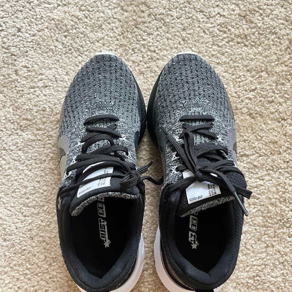 Nike Women’s Shoes React Infinity in Size 8